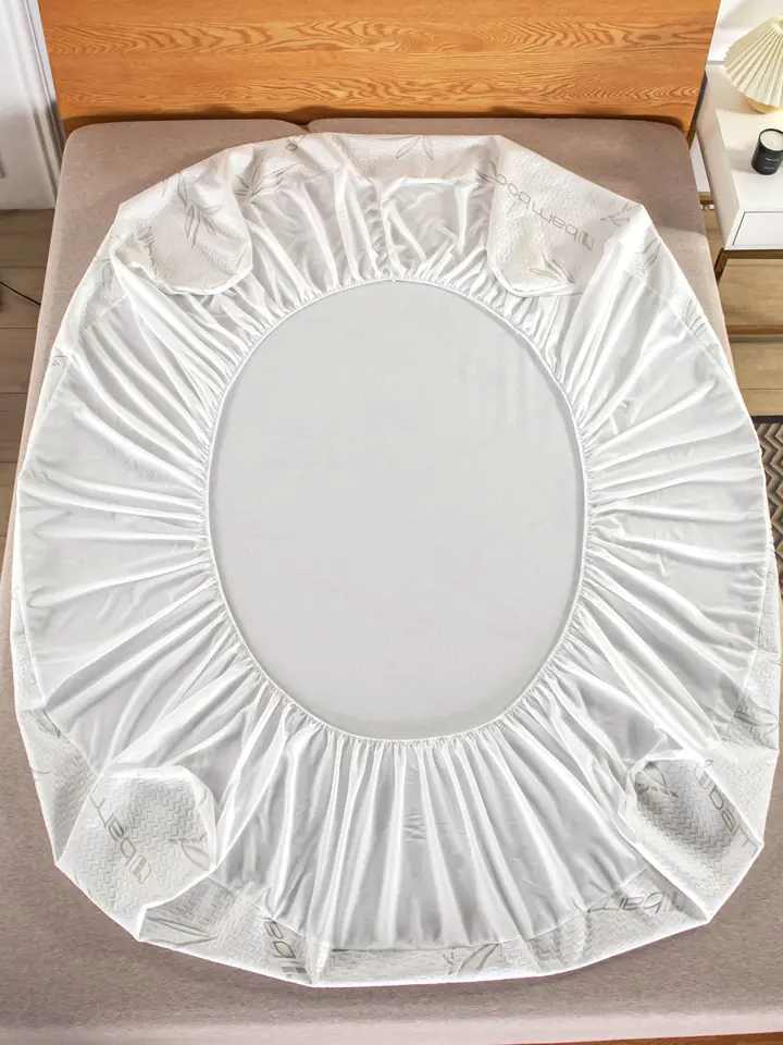 Fitted mattress protector underside
