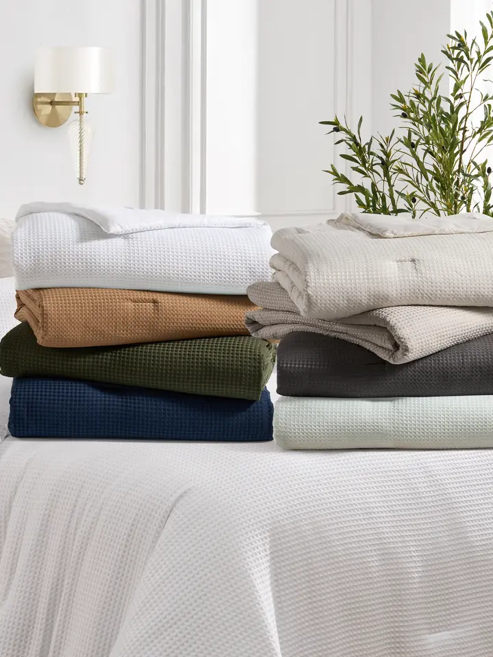 Waffle comforters in a colour stack