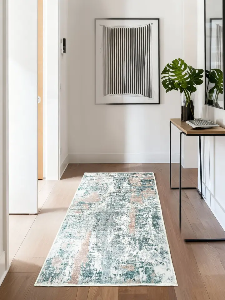 Washable hallway runner